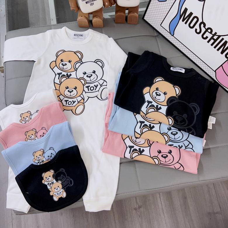 Moschino sz59 66 73 80  85 90 49